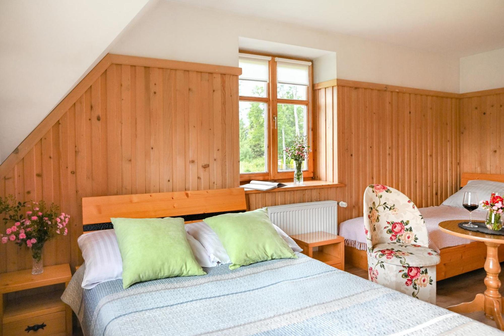 Bed & Breakfast Zakatek Pod Smrekami 3*